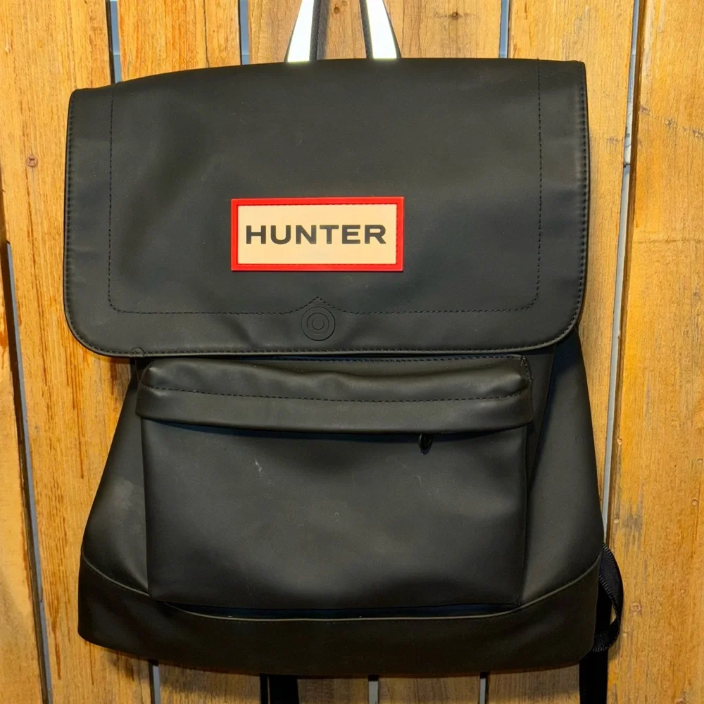 Hunter Backpack - Picture 3 of 11